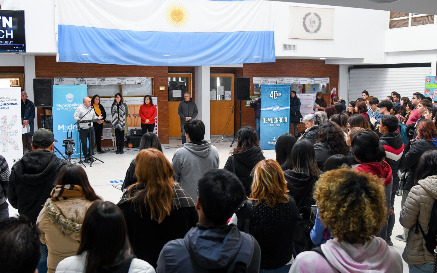 SASTRE ENCABEZÓ LA APERTURA DEL ENCUENTRO DE PARTICIPACIÓN JUVENIL EN PUERTO MADRYN