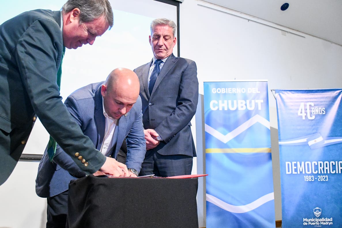 DÍA HISTÓRICO PARA PUERTO MADRYN: LAS TIERRAS DE LA ARMADA YA SON DEL MUNICIPIO
