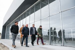 EL INTENDENTE RECORRIÓ LA NUEVA CONCESIONARIA QUE TOYOTA ESTÁ CONSTRUYENDO EN PUERTO MADRYN