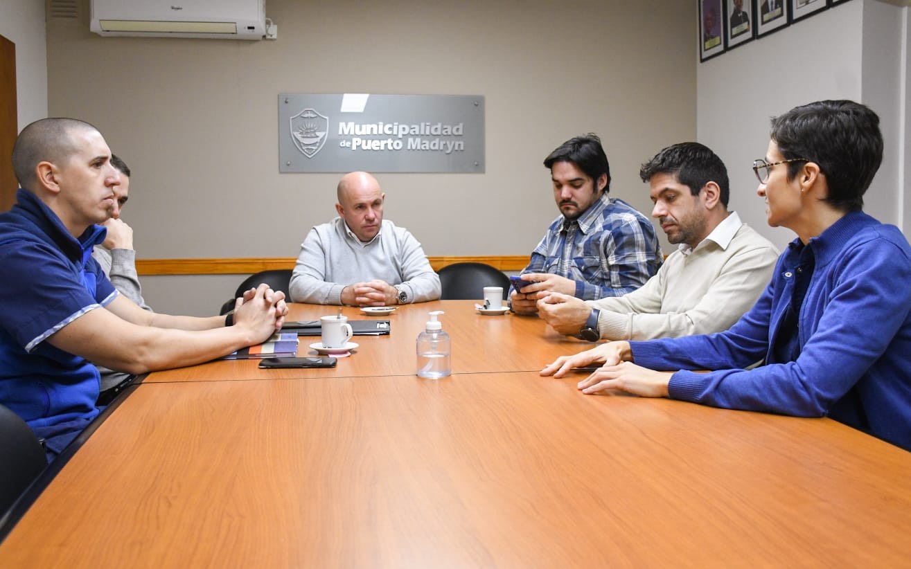 SASTRE RECIBIÓ A LAS NUEVAS AUTORIDADES DEL HOSPITAL PARA AVANZAR EN EL FORTALECIMIENTO DEL SISTEMA SANITARIO
