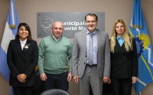 SASTRE RECIBIÓ EN PUERTO MADRYN AL CÓNSUL DE FRANCIA
