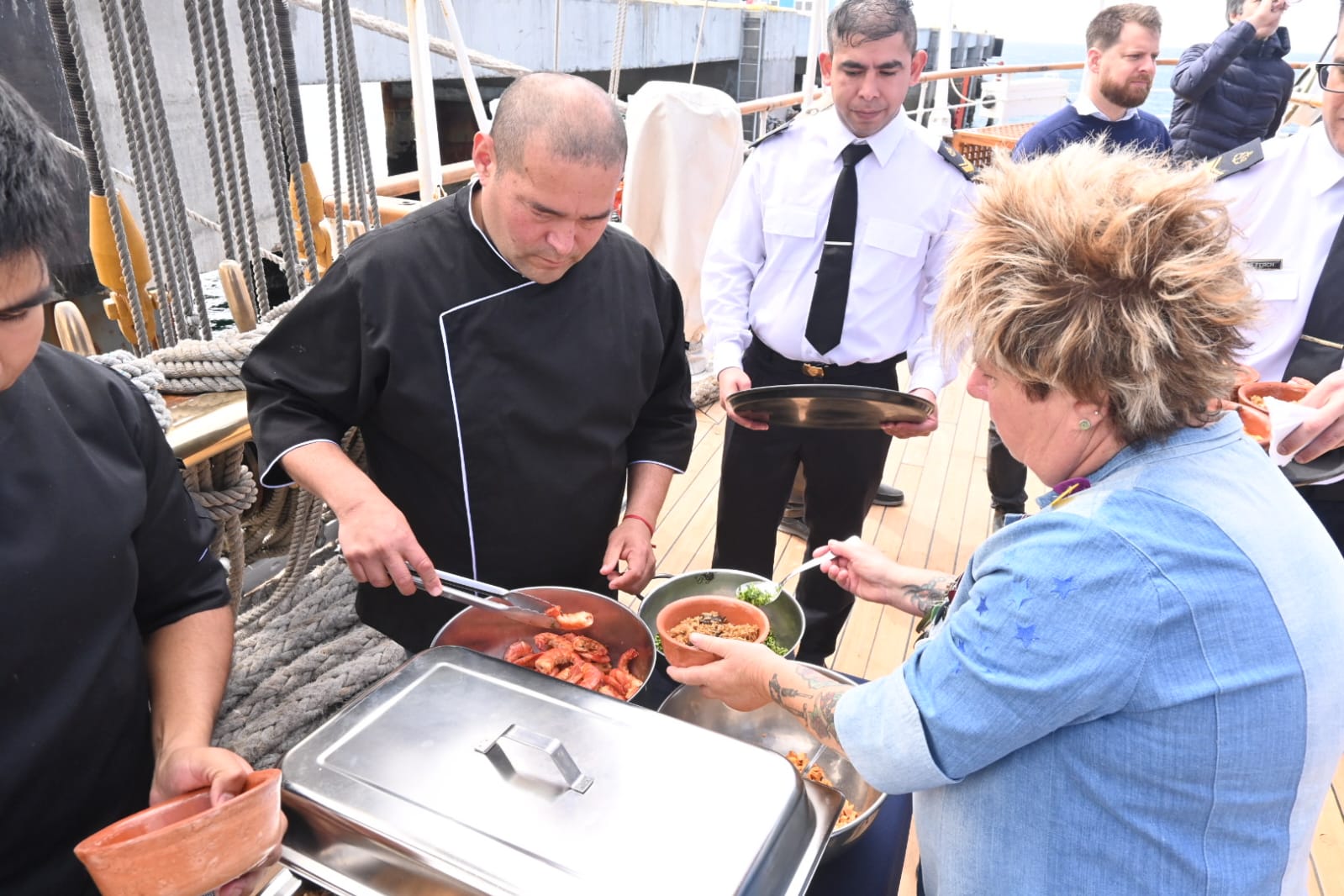 PABLO BLANCO Y MADAME PAPIN COCINARON PARA LA FRAGATA ARA “LIBERTAD”