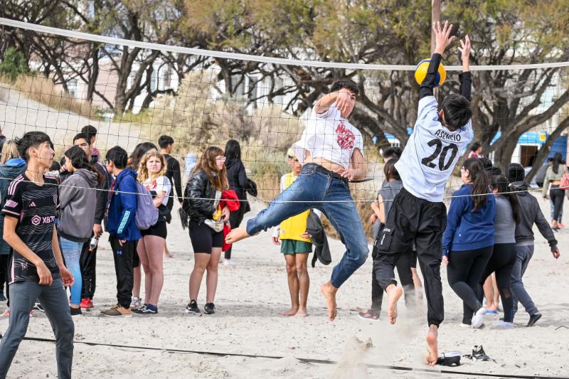 EL DOMINGO HABRÁ LIGA ESCOLAR DE DEPORTES DE PLAYA