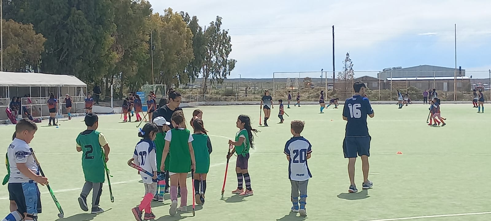NUEVO ENCUENTRO DE LOS TALLERES MUNICIPALES DE HOCKEY
