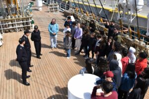 MÁS DE 20.000 PERSONAS VISITARON LA FRAGATA ARA LIBERTAD EN PUERTO MADRYN