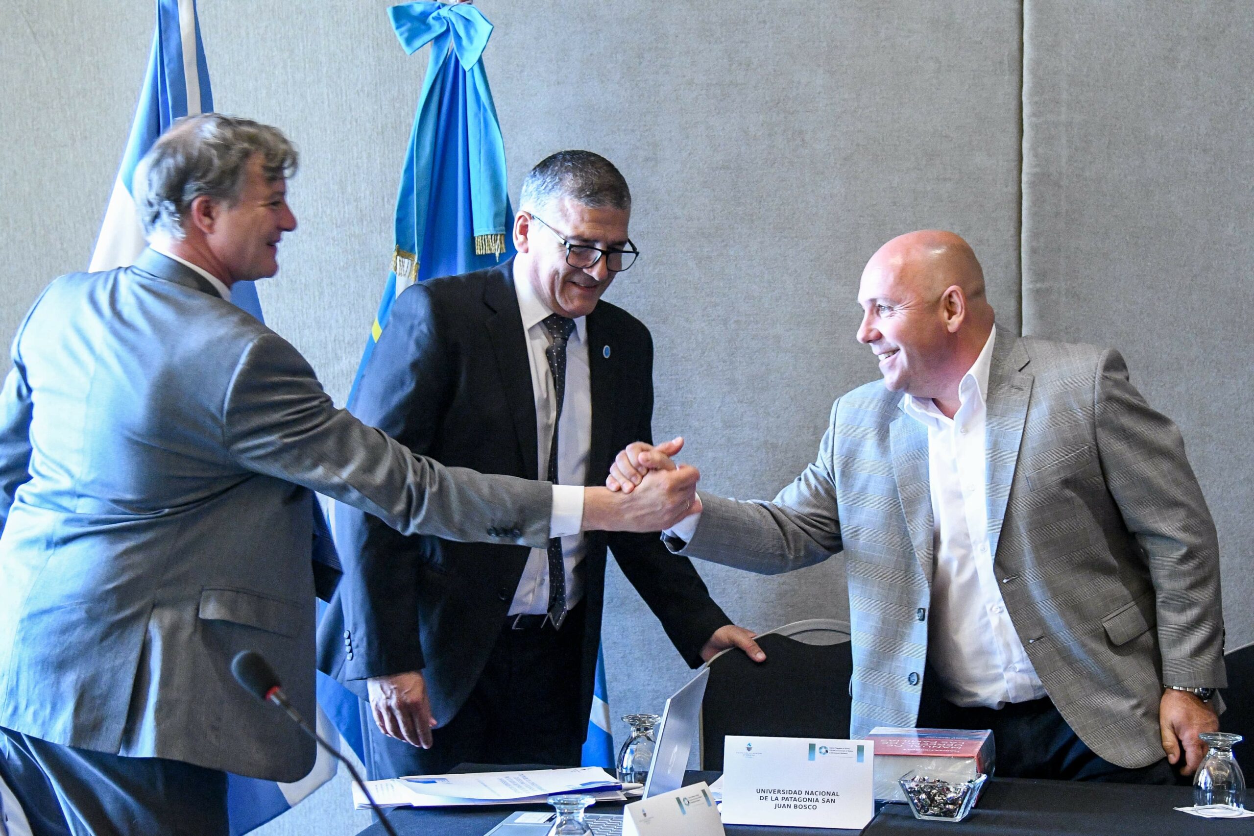 DECANOS Y DECANAS DE TODO EL PAÍS REALIZAN SU REUNIÓN PLENARIA EN PUERTO MADRYN