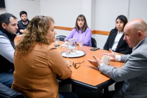 EL INTENDENTE SE REUNIÓ CON REPRESENTANTES DEL SECTOR PRIVADO DE TURISMO PARA AVANZAR CON LAS GESTIONES QUE INICIÓ EN CHINA