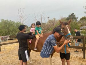 LA ACTIVIDAD CON CABALLOS PARA JÓVENES CON TEA CERRÓ EL 2023