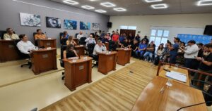 EL CONCEJO DELIBERANTE DE MADRYN SE EXPRESÓ EN CONTRA DEL DNU PRESENTADO EN NACIÓN
