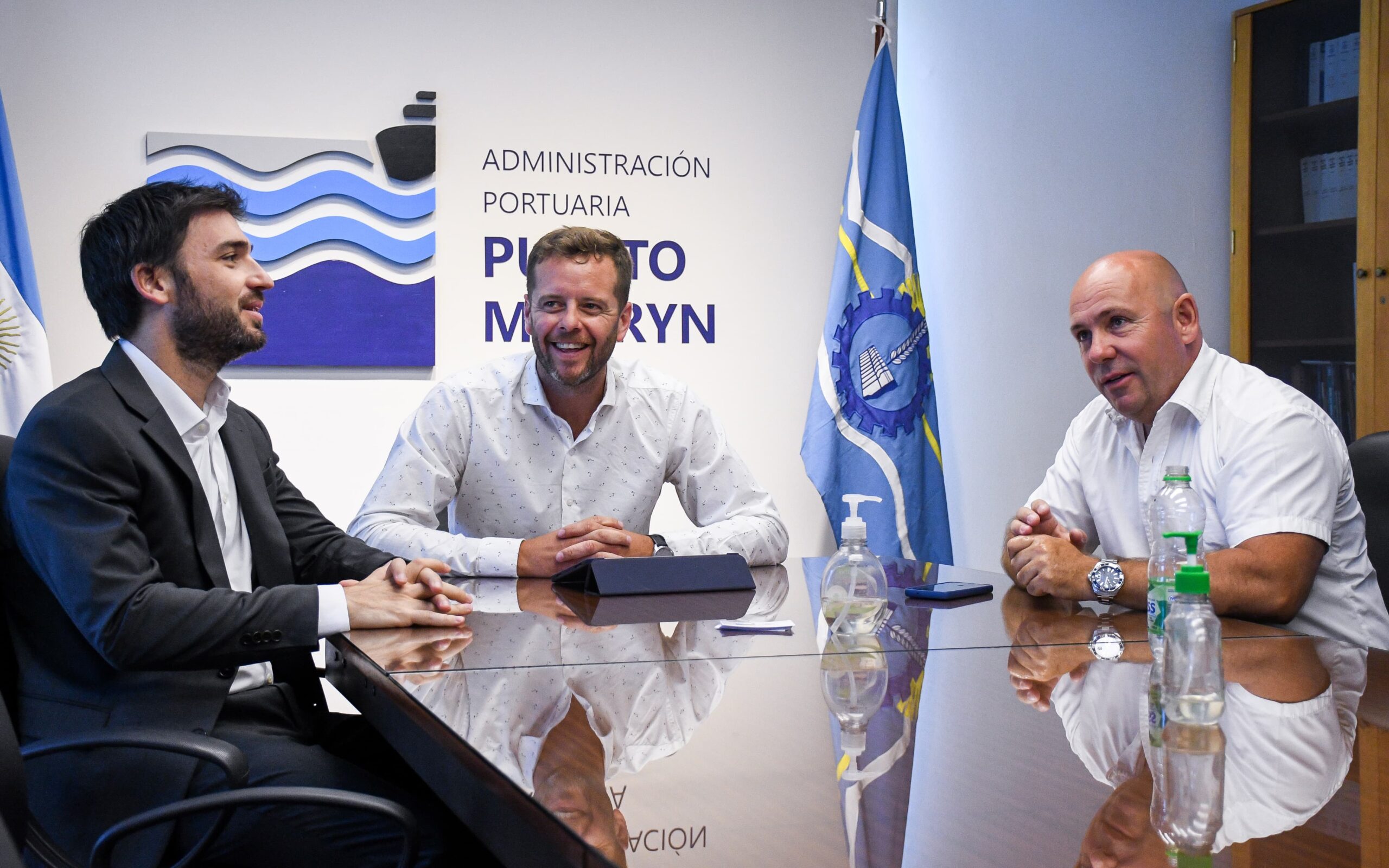 TORRES Y SASTRE RECORRIERON LAS INSTALACIONES DE TRIVIUM PACKAGING Y VISITARON LA ADMINISTRACIÓN PORTUARIA DE PUERTO MADRYN