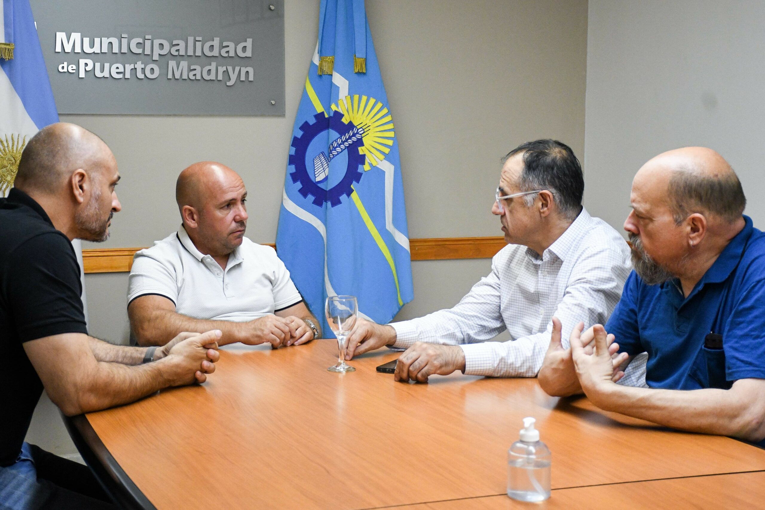 SASTRE RECIBIÓ AL TITULAR DE LA CARTERA DE SALUD DE CHUBUT