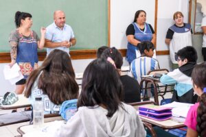 SASTRE ESTUVO EN EL CURSO DE PREINGRESO NIVELATORIO EN ESCUELAS MUNICIPALES Y SUPERVISÓ LAS OBRAS QUE SE REALIZAN EN DISTINTOS COLEGIOS