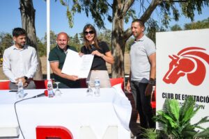 SASTRE PRESENTÓ LA COPA DE VERANO DE EQUITACIÓN EN PUERTO MADRYN
