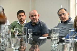 SASTRE SE REUNIÓ CON EL MINISTRO DE SALUD DE LA PROVINCIA, AUTORIDADES DE PAMI Y REPRESENTANTES DEL CONSEJO DE PERSONAS MAYORES