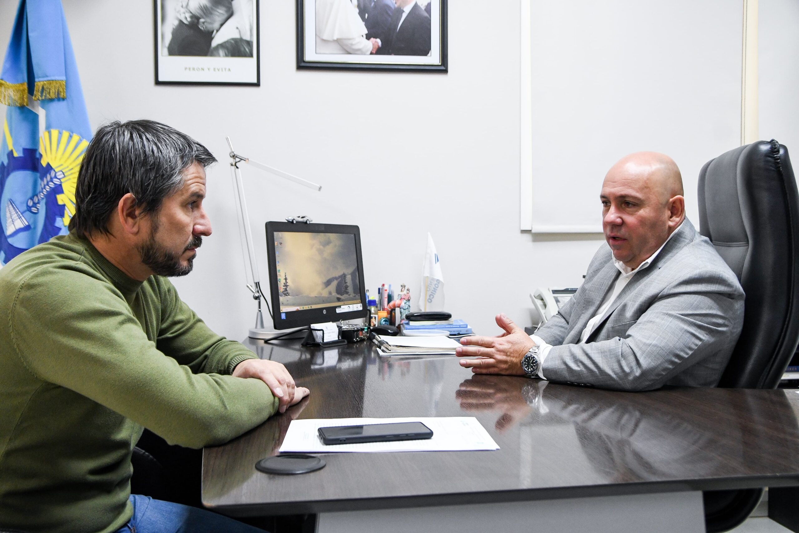 SASTRE Y MERINO SE REUNIERON PARA AUNAR CRITERIOS Y TRABAJAR CONJUNTAMENTE, HACIENDO EJE EN LA PRODUCCIÓN, EL TURISMO Y LA ENERGÍA