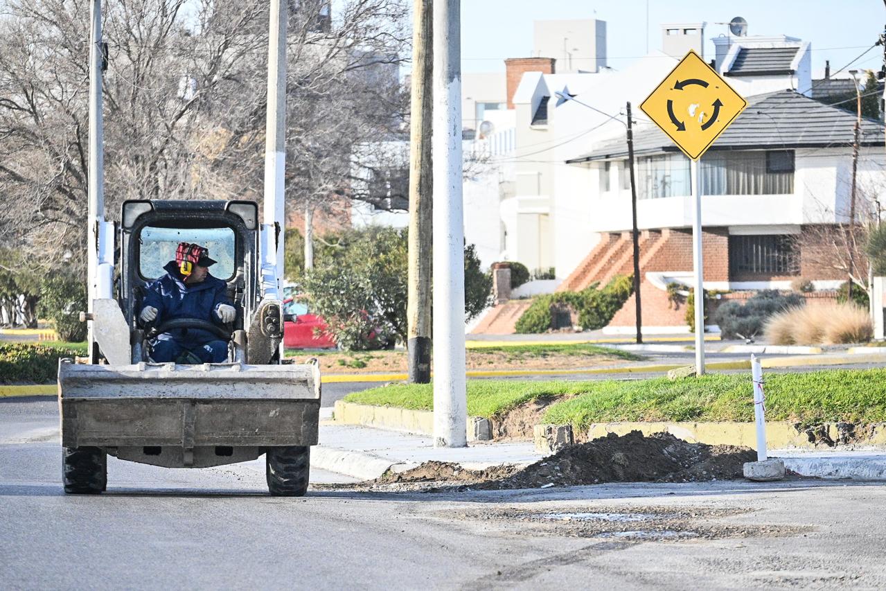 AVANZAN LAS OBRAS EN DISTINTOS PUNTOS DE LA CIUDAD