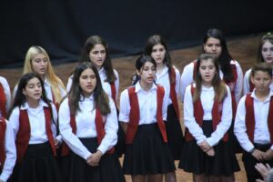 EL CORO DE NIÑOS CANTORES DE CÓRDOBA VISITA MADRYN