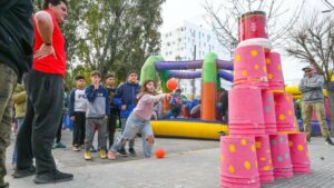 SE VIENE EL “MADRYN JUEGA” CON UN GRAN CIRCO PARA CELEBRAR EL DÍA DE LAS INFANCIAS