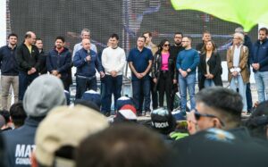 SE FIRMÓ EL ACTA DE INICIO DE OBRA PARA CONSTRUIR 114 NUEVAS VIVIENDAS EN PUERTO MADRYN