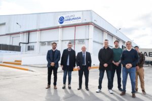 SASTRE VISITÓ LA FIRMA ARBUMASA Y VALORÓ LA INVERSIÓN DE LA EMPRESA PARA AMPLIAR SUS OPERACIONES EN PUERTO MADRYN