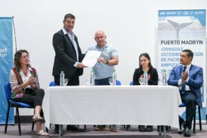 SASTRE ENCABEZÓ LA APERTURA DE LA JORNADA DE OSTEOINTEGRACIÓN QUE SE DESARROLLA EN PUERTO MADRYN