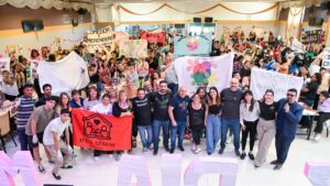SASTRE ENCABEZÓ EL MULTITUDINARIO EVENTO EN EL CIERRE DE ACTIVIDADES POR EL DÍA DE LA MADRE