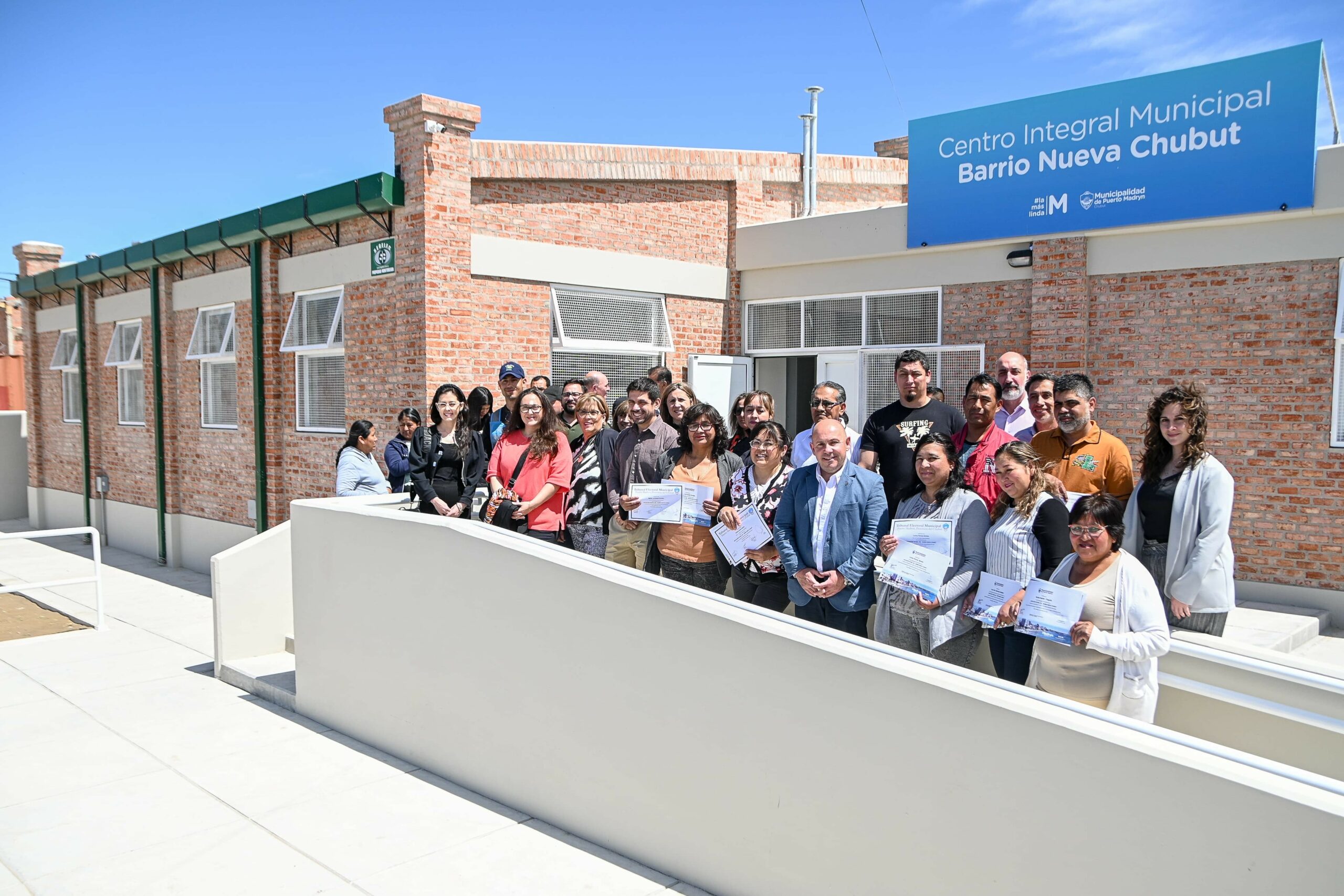 SASTRE PROCLAMÓ A LAS NUEVAS AUTORIDADES DE LA ASOCIACIÓN VECINAL DEL BARRIO NUEVA CHUBUT