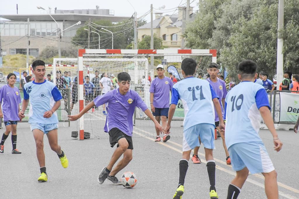 COMIENZA EN PUERTO MADRYN EL 4º ENCUENTRO PATAGÓNICO DE FÚTBOL VALORADO