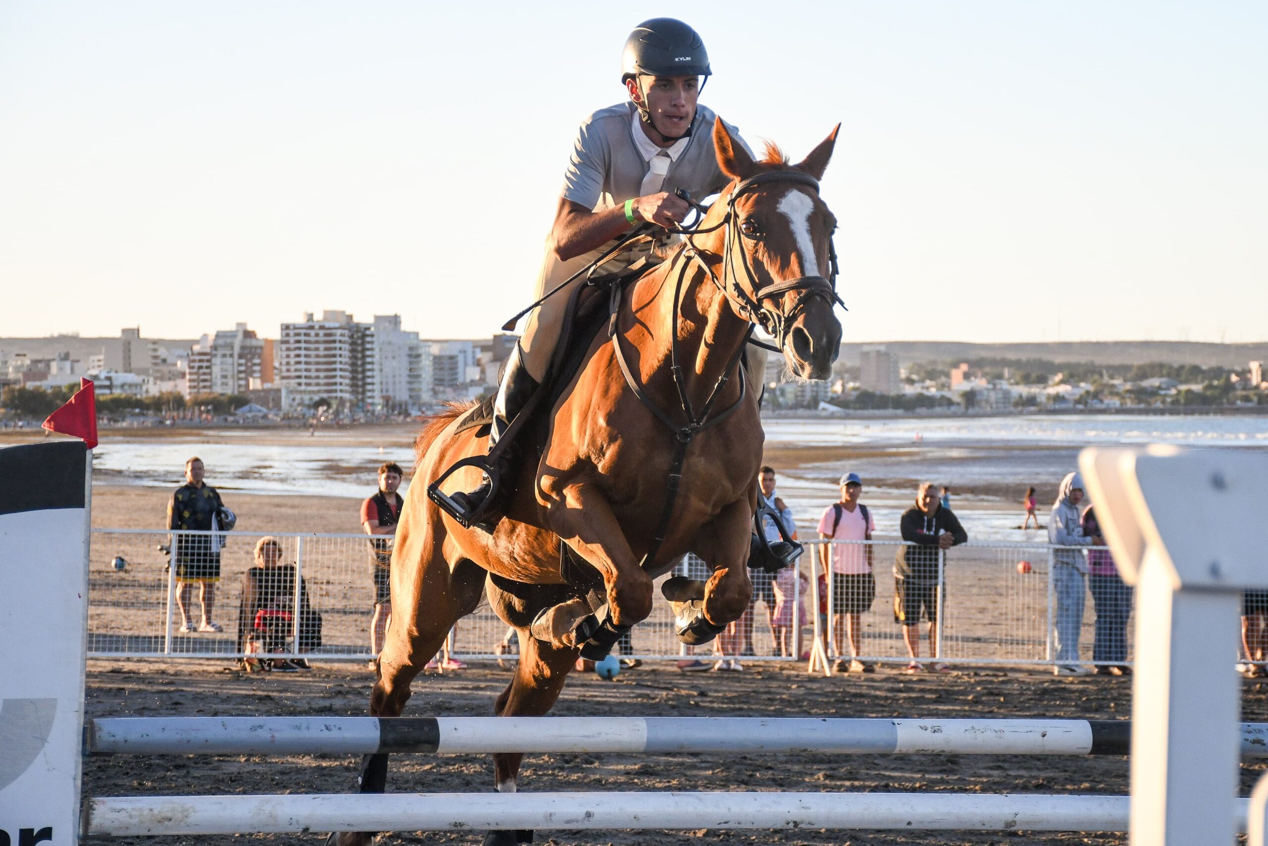 SE VIENE LA COPA DE VERANO EN EL CLUB DE EQUITACIÓN Y LA DE CAMPEONES EN LA PLAYA MADRYNENSE