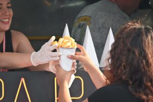 LLEGA UNA NUEVA EDICIÓN DE MADRYN COMESTIBLE JUNTO AL CARNAVAL DEL MAR Y LOS JUEGOS DE PLAYA POR LA DIVERSIDAD