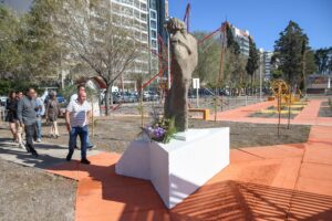 SASTRE INAUGURÓ LA PLAZOLETA “RINCÓN DE LOS ABUELOS”