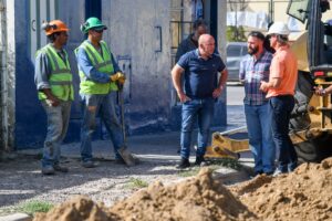 SASTRE SUPERVISÓ TAREAS DE PAVIMENTO Y OBRAS COMPLEMENTARIAS EN REDES DE CAÑERÍA