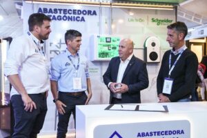 SASTRE FIRMÓ UN CONVENIO CON “PENÍNSULA, ENERGÍA Y SERVICIOS” PARA AVANZAR EN LA OPTIMIZACIÓN DE “LA LAGUNA”