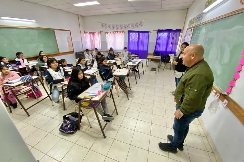 PUERTO MADRYN ES PIONERA EN SUMAR EQUIPOS DE ORIENTACIÓN ESCOLAR EN PRIMARIAS  MUNICIPALES