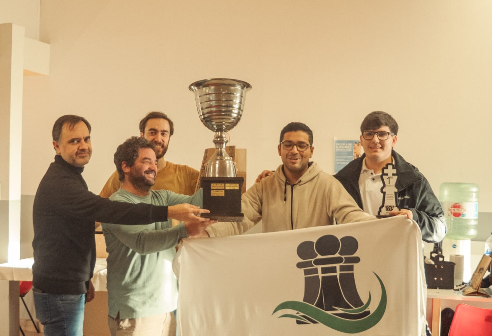 PEONES DEL SUR ES TRICAMPEÓN EN EL AJEDREZ PROVINCIAL