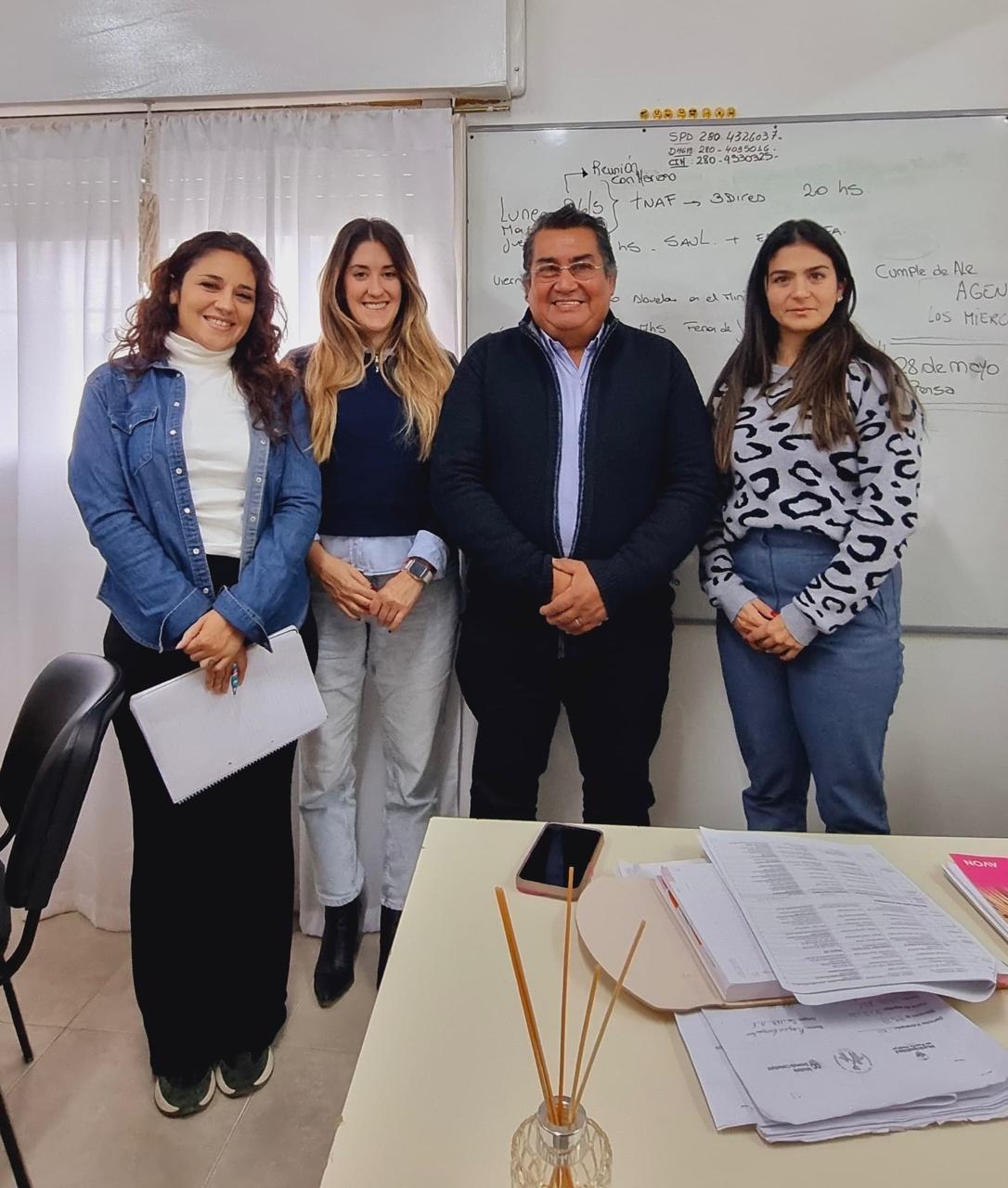 CONTINÚAN TRABAJANDO PARA FORTALECER EL PROGRAMA DE ACOGIMIENTO FAMILIAR  