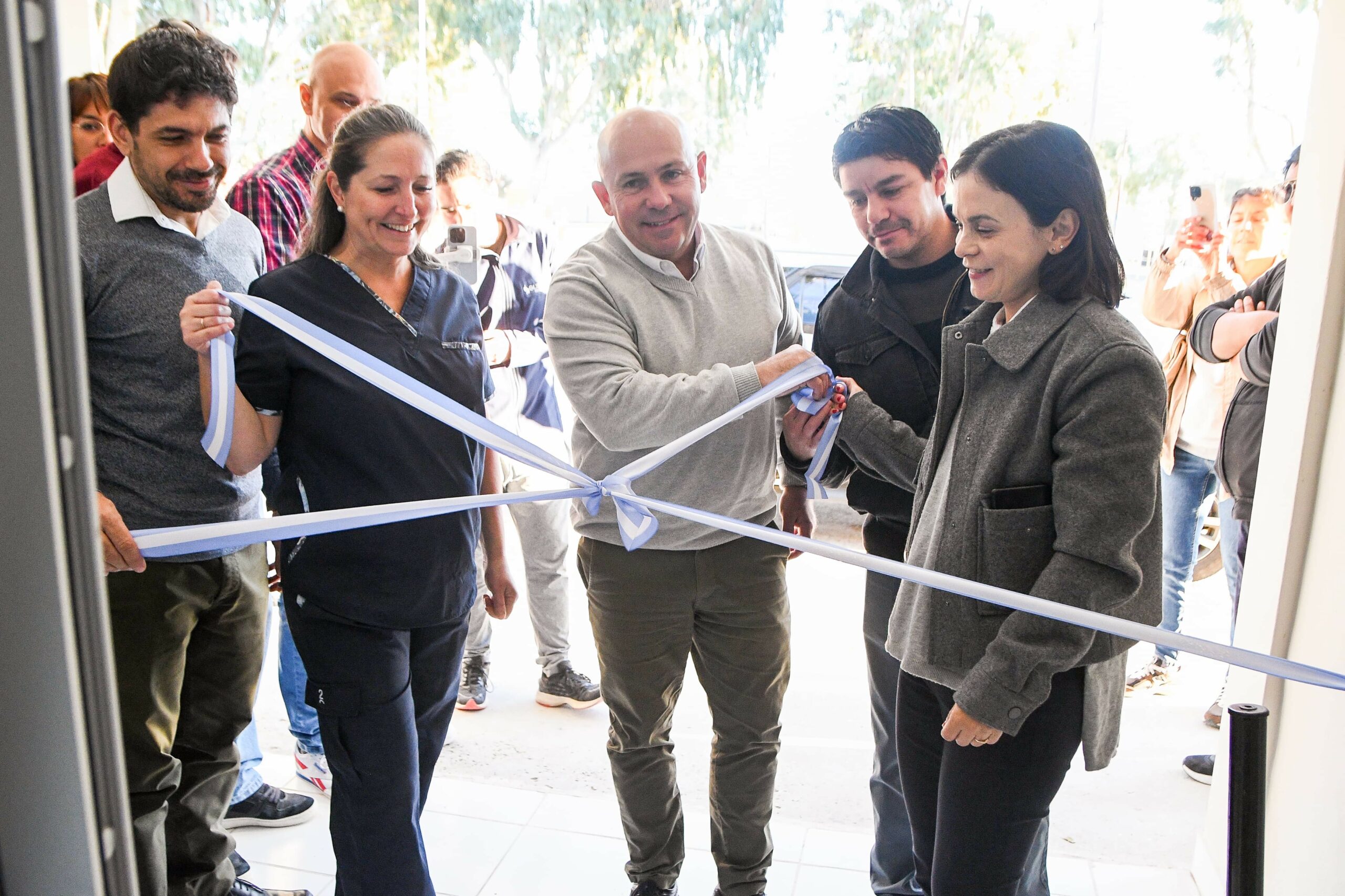 SASTRE INAUGURÓ LA READECUACIÓN DEL CENTRO DE ATENCIÓN PRIMARIA DE LA SALUD “GOBERNADOR FONTANA”