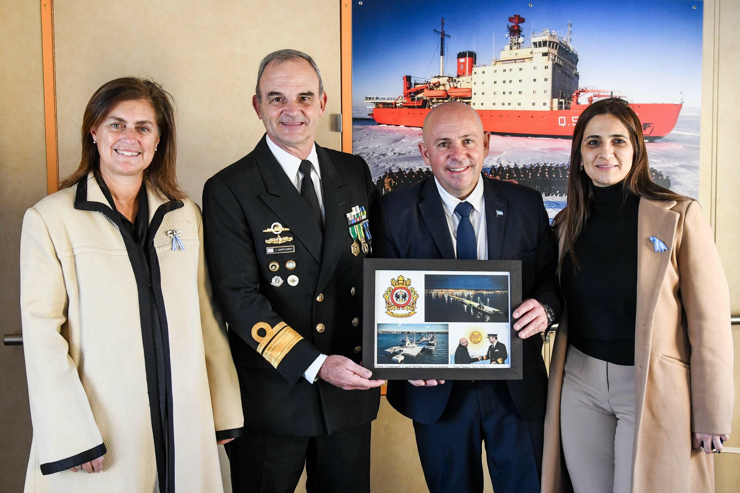 40.000 PERSONAS DISFRUTARON DE LOS BUQUES DE LA ARMADA ARGENTINA