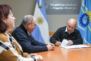 PUERTO MADRYN Y PUERTO PIRÁMIDES FIRMARON UN IMPORTANTE ACUERDO DE COOPERACIÓN