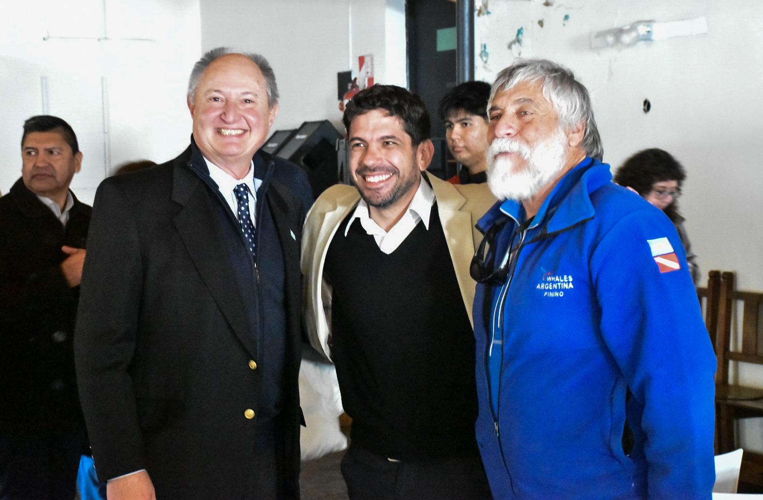 EL VICEINTENDENTE EBENE EN EL ANIVERSARIO DE PIRÁMIDES