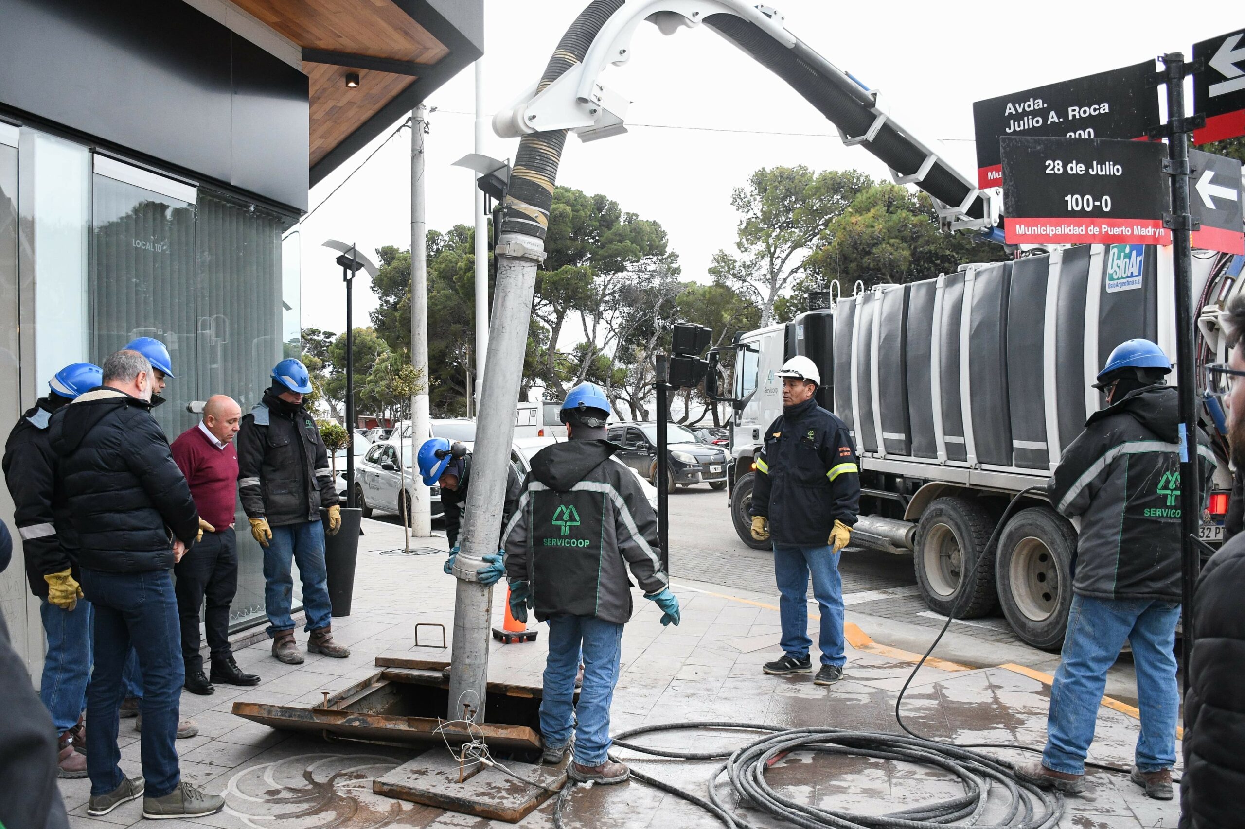 SASTRE RECORRIÓ LA OBRA DE LAS NUEVAS REDES SUBTERRÁNEAS DE ENERGÍA