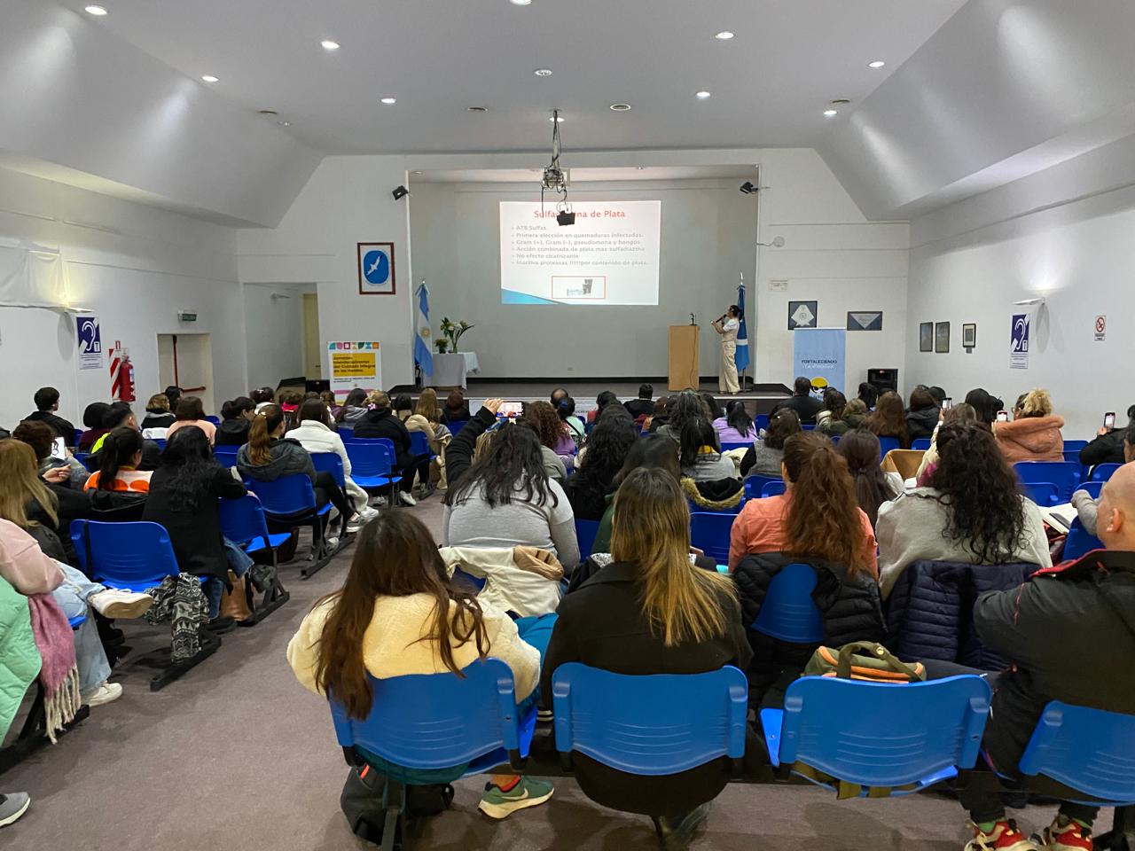 TURISMO DE REUNIONES: EL ENTE MIXTO Y LA UNPSJB ARTICULAN ACCIONES CON ESTUDIANTES