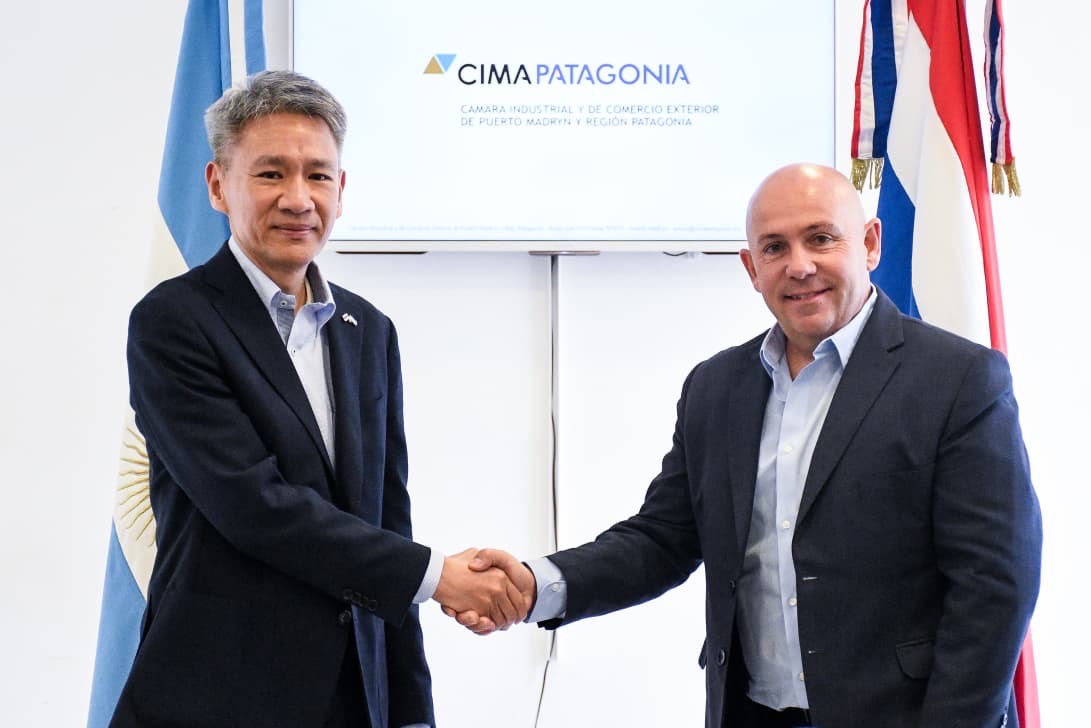 EL INTENDENTE RECIBIÓ AL EMBAJADOR DE TAILANDIA EN LA REPÚBLICA ARGENTINA