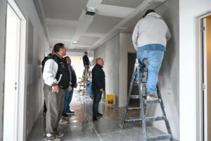 SASTRE RECORRIÓ LA CONSTRUCCIÓN DE 11 CONSULTORIOS EN LA SEDE LOCAL DE AMPAL