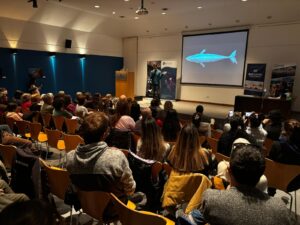 SE LLEVÓ ADELANTE UN ENCUENTRO DE ACTUALIZACIÓN SOBRE BALLENAS Y AVES