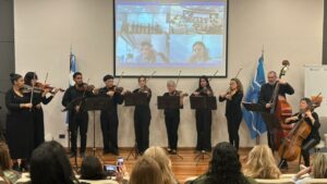 LA CAMERATA DE CUERDAS DE PUERTO MADRYN SE PRESENTÓ EN LA LEGISLATURA