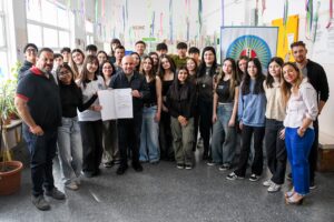 SASTRE ACOMPAÑÓ A ESTUDIANTES QUE PARTICIPARÁN DE UN CERTAMEN NACIONAL EN POSADAS