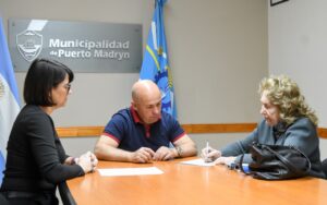 EL INTENDENTE ENTREGÓ APORTES PARA QUE EL CENTRO DE JUBILADOS Y PENSIONADOS DE PUERTO MADRYN OPTIMICE SU FUNCIONAMIENTO