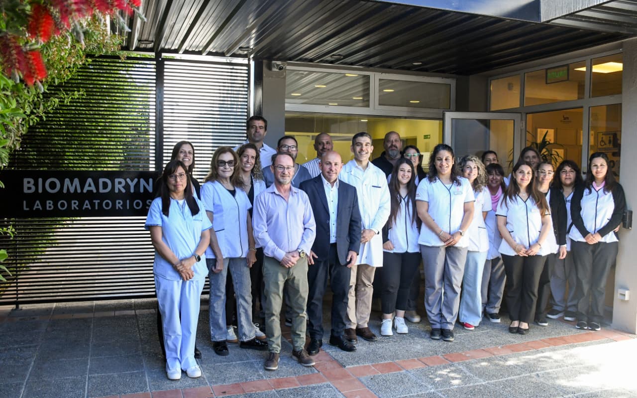 SASTRE RECORRIÓ “BIOMADRYN”, QUE AMPLIÓ SUS INSTALACIONES Y CONVIRTIÓ A LA CIUDAD EN UN PUNTO DE REFERENCIA PATAGÓNICO DE ESTUDIOS GENÉTICOS