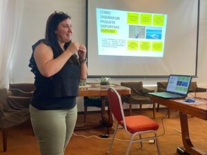 EXITOSA CAPACITACIÓN SOBRE DISEÑO Y PLANIFICACIÓN DE EXPERIENCIAS TURÍSTICO-DEPORTIVAS